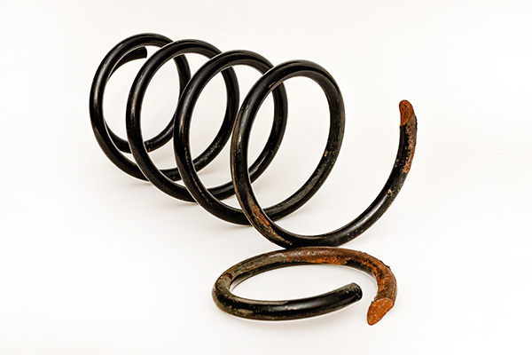 What Happens When My Car's Coil Springs Break? | Crompton's Auto Care